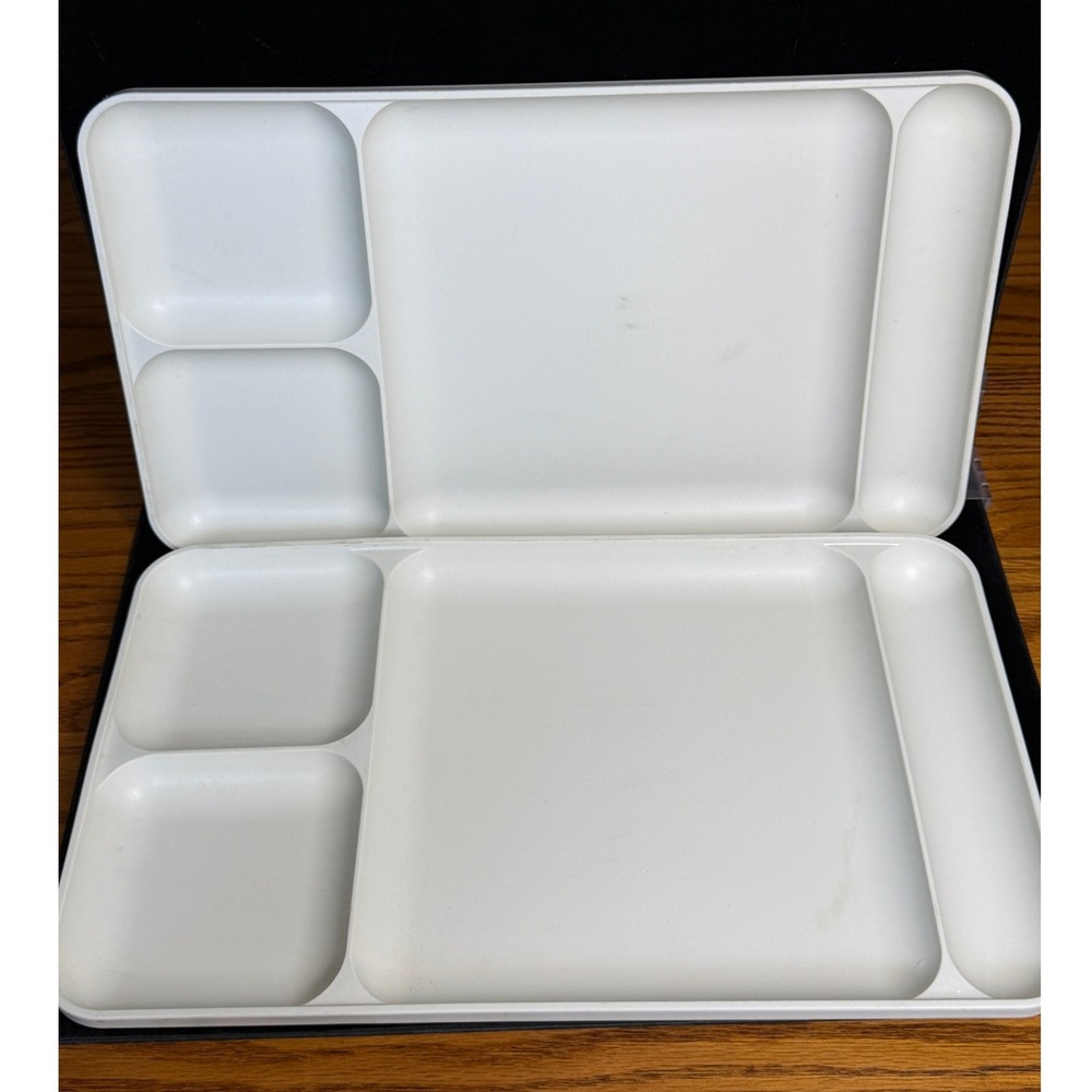 Vintage Tupperware Divided Serving Trays: Set of 2, Almond White, 1535-4